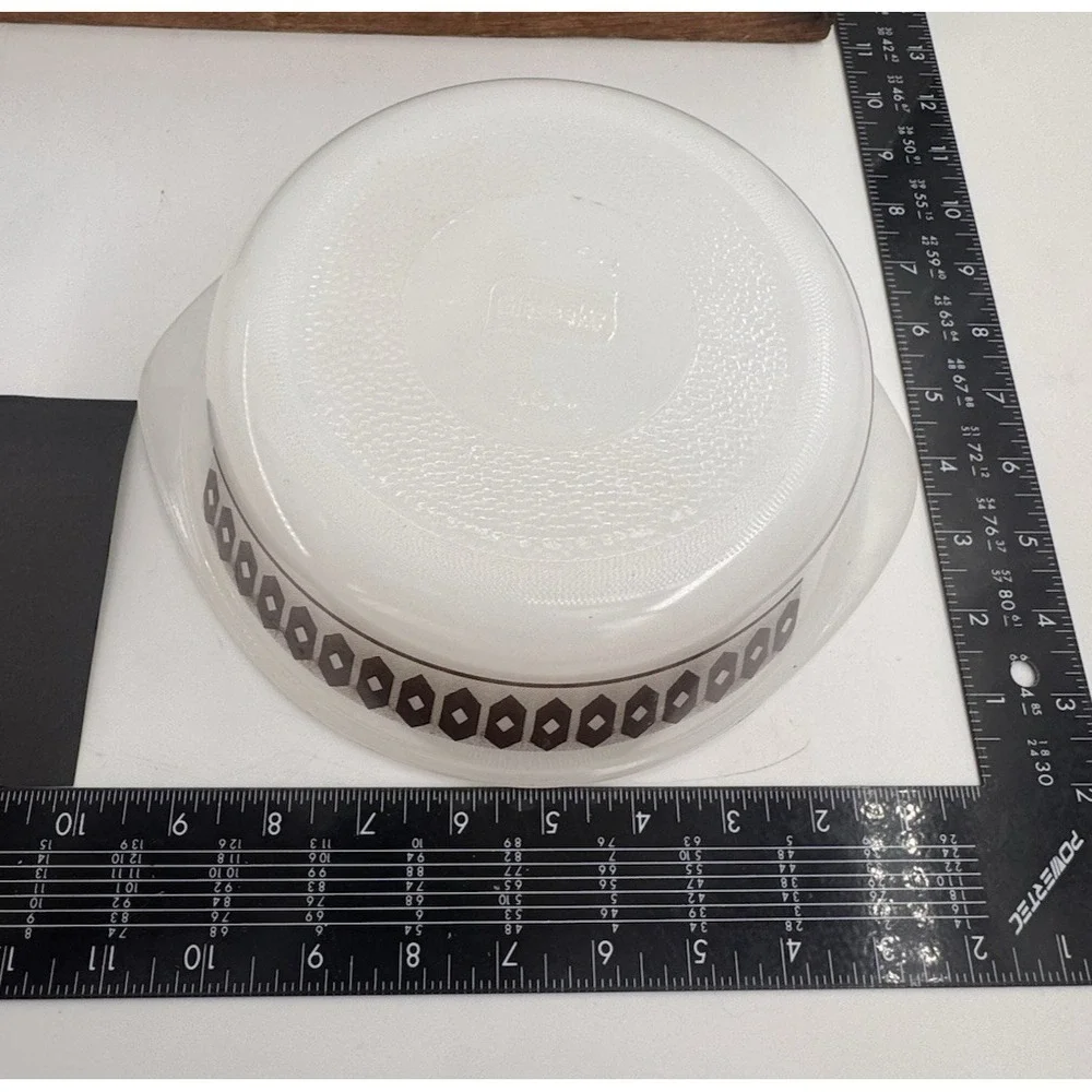 Glasbake J514 2 QT Dish Brown Diamonds Bakeware Vintage Milk‎ Glass No Lid